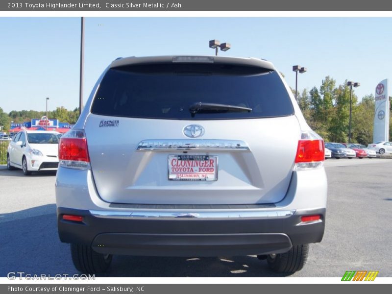 Classic Silver Metallic / Ash 2013 Toyota Highlander Limited