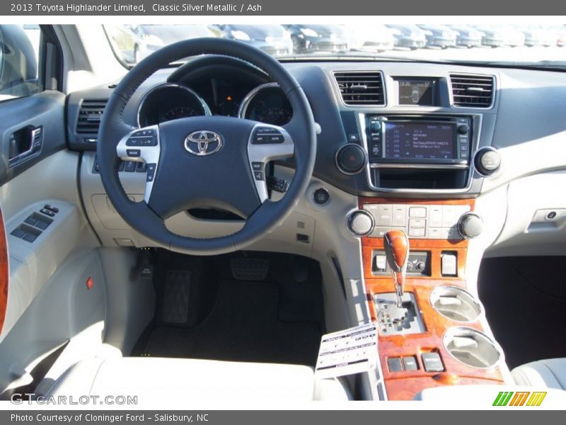 Classic Silver Metallic / Ash 2013 Toyota Highlander Limited