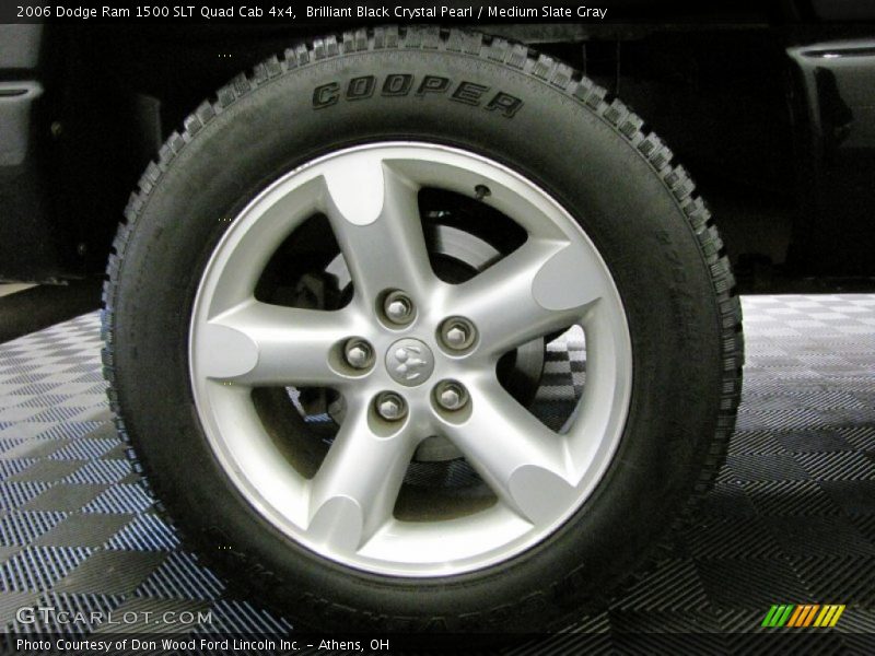 Brilliant Black Crystal Pearl / Medium Slate Gray 2006 Dodge Ram 1500 SLT Quad Cab 4x4