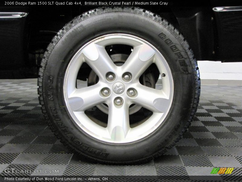 Brilliant Black Crystal Pearl / Medium Slate Gray 2006 Dodge Ram 1500 SLT Quad Cab 4x4