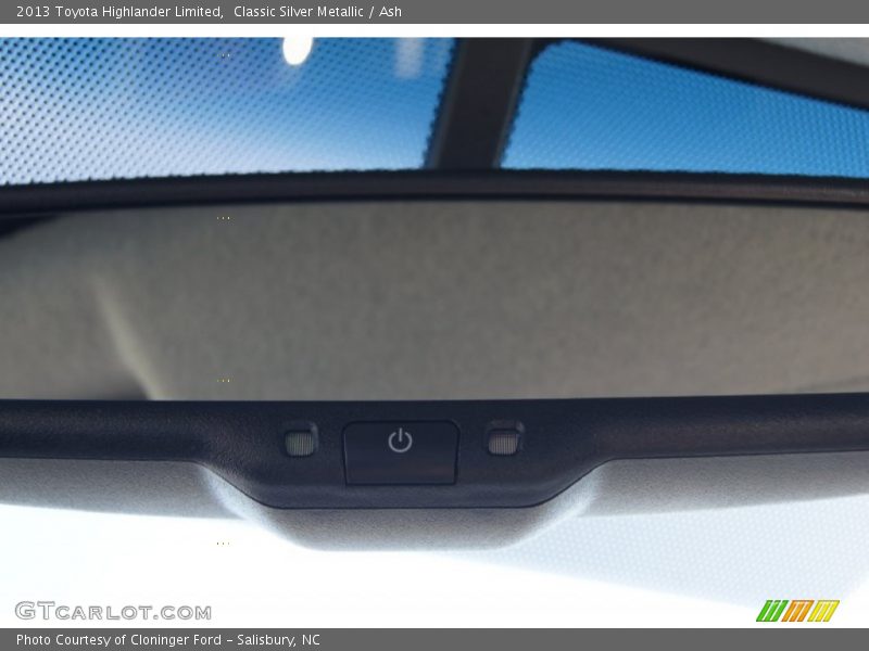 Classic Silver Metallic / Ash 2013 Toyota Highlander Limited