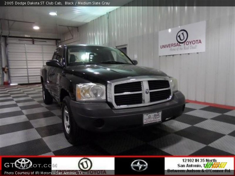 Black / Medium Slate Gray 2005 Dodge Dakota ST Club Cab