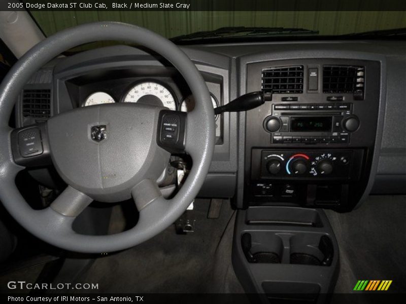 Black / Medium Slate Gray 2005 Dodge Dakota ST Club Cab