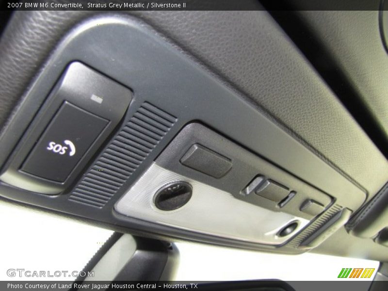 Controls of 2007 M6 Convertible