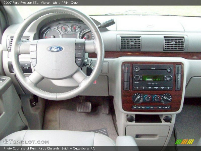 Vibrant White / Flint Gray 2007 Ford Freestar SEL