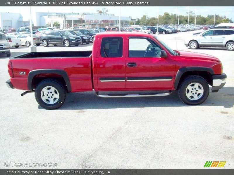 Victory Red / Dark Charcoal 2005 Chevrolet Silverado 1500 Z71 Extended Cab 4x4
