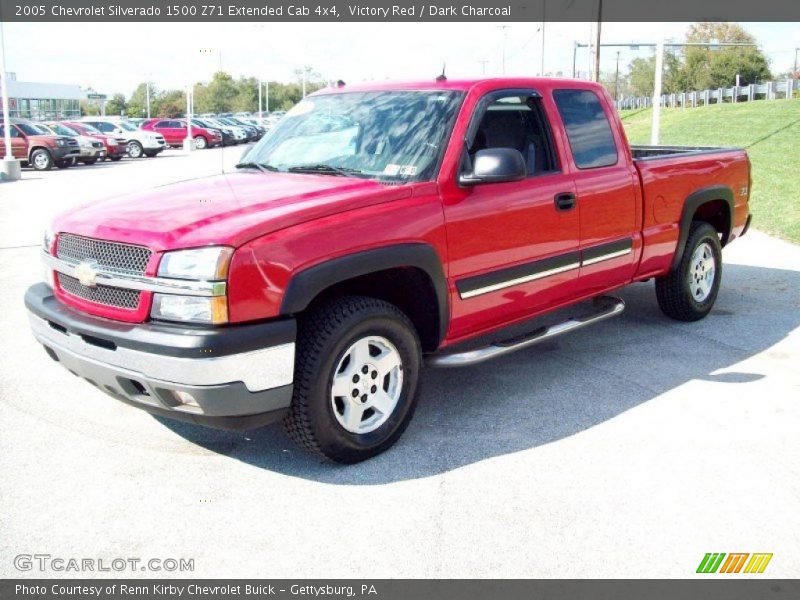 Victory Red / Dark Charcoal 2005 Chevrolet Silverado 1500 Z71 Extended Cab 4x4