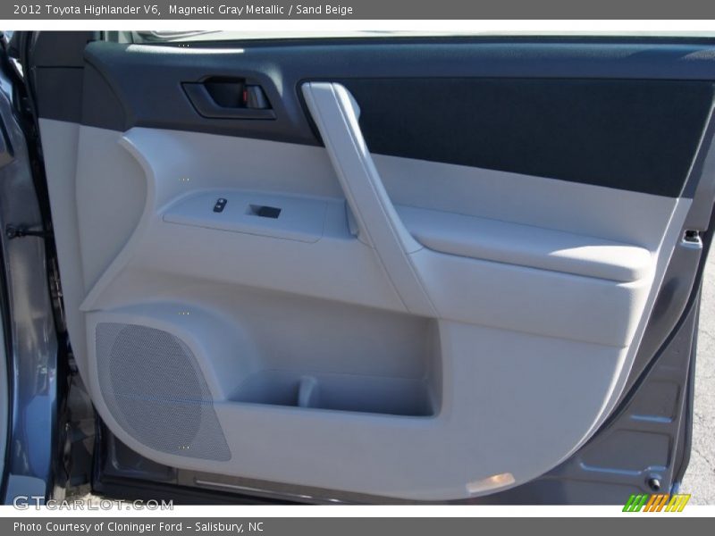 Magnetic Gray Metallic / Sand Beige 2012 Toyota Highlander V6
