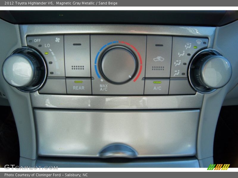 Magnetic Gray Metallic / Sand Beige 2012 Toyota Highlander V6