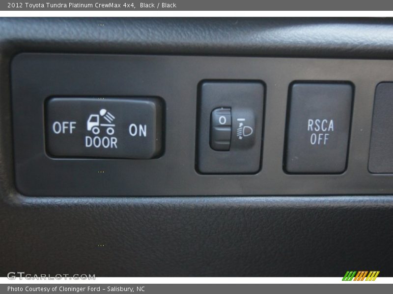 Black / Black 2012 Toyota Tundra Platinum CrewMax 4x4