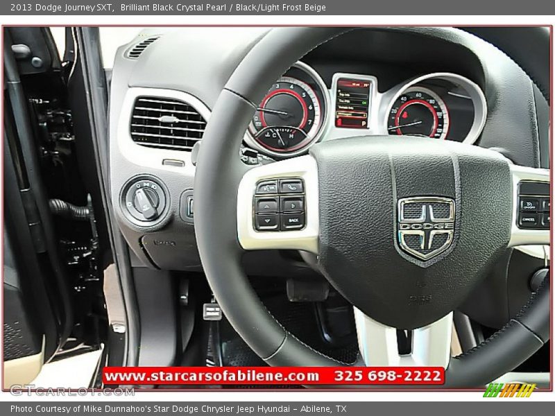 Brilliant Black Crystal Pearl / Black/Light Frost Beige 2013 Dodge Journey SXT