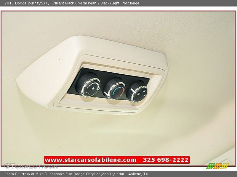 Brilliant Black Crystal Pearl / Black/Light Frost Beige 2013 Dodge Journey SXT