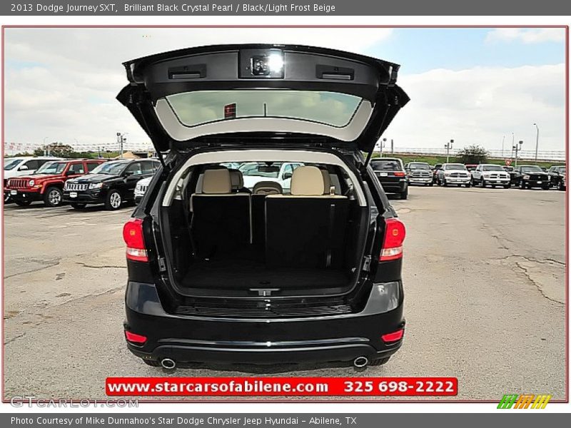 Brilliant Black Crystal Pearl / Black/Light Frost Beige 2013 Dodge Journey SXT