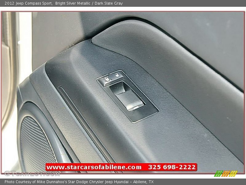 Bright Silver Metallic / Dark Slate Gray 2012 Jeep Compass Sport