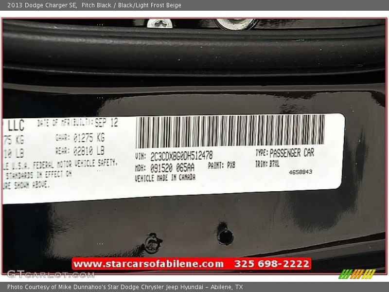 Pitch Black / Black/Light Frost Beige 2013 Dodge Charger SE