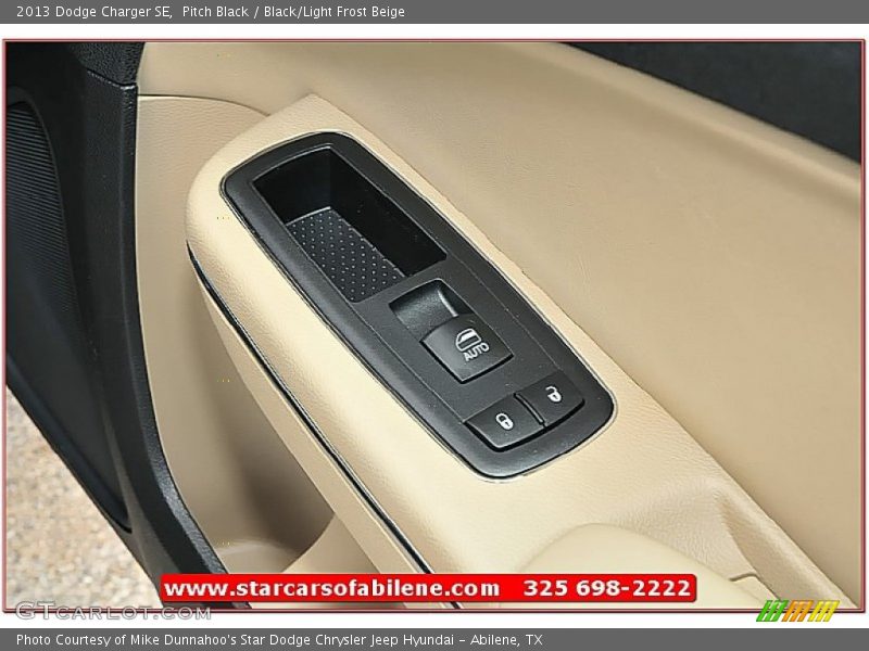 Pitch Black / Black/Light Frost Beige 2013 Dodge Charger SE
