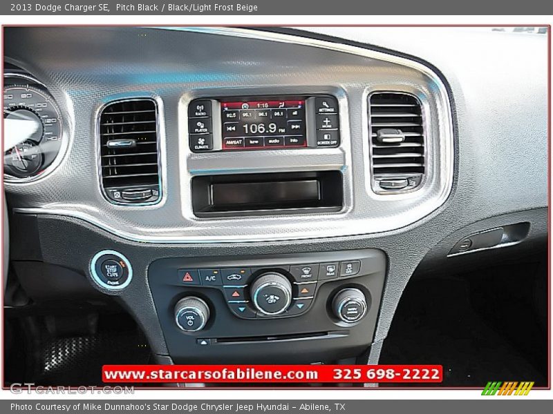 Pitch Black / Black/Light Frost Beige 2013 Dodge Charger SE
