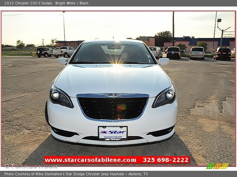 Bright White / Black 2013 Chrysler 200 S Sedan
