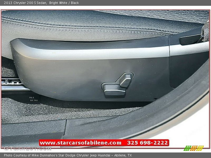 Bright White / Black 2013 Chrysler 200 S Sedan