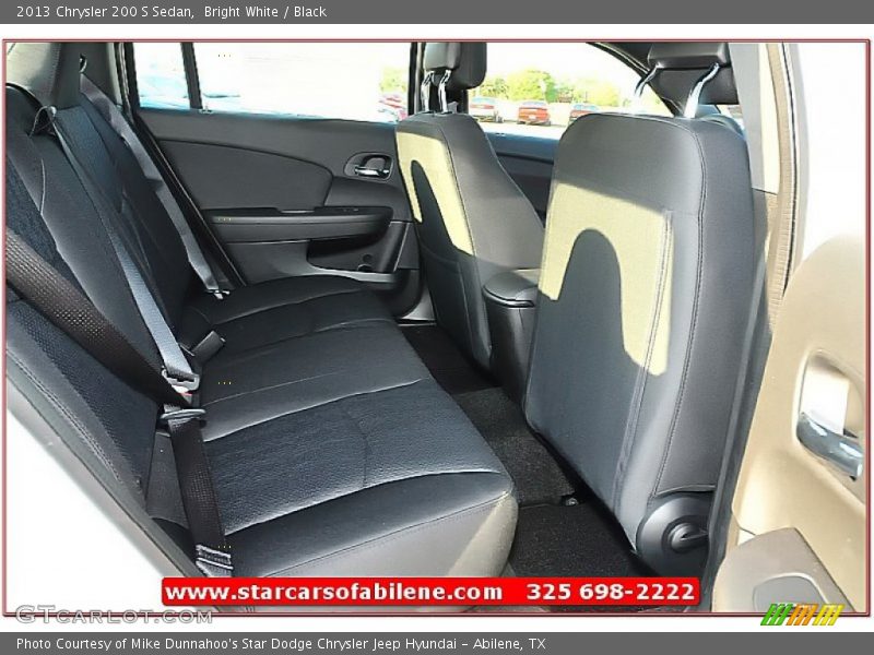 Bright White / Black 2013 Chrysler 200 S Sedan