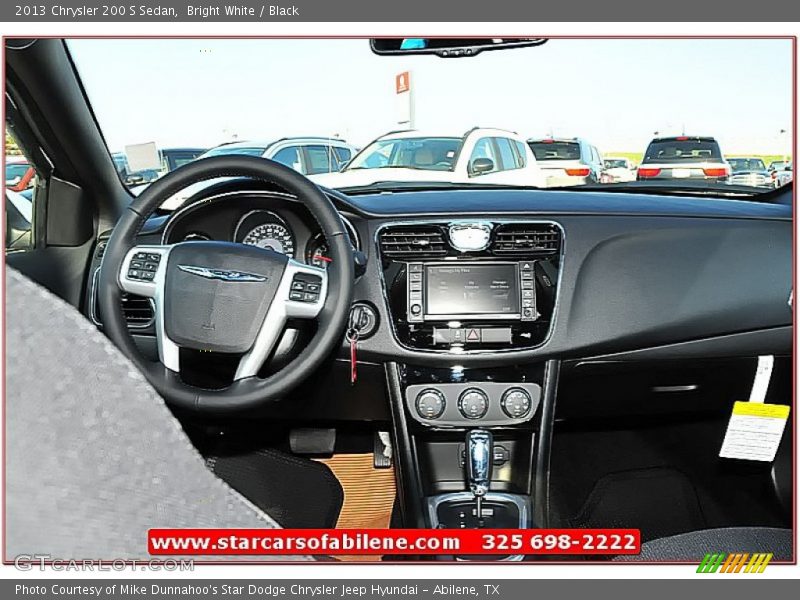 Bright White / Black 2013 Chrysler 200 S Sedan