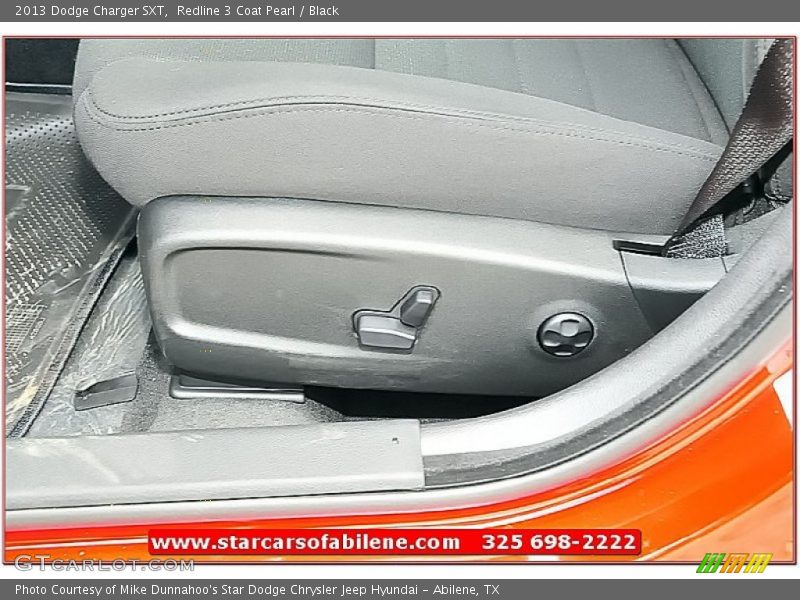 Redline 3 Coat Pearl / Black 2013 Dodge Charger SXT