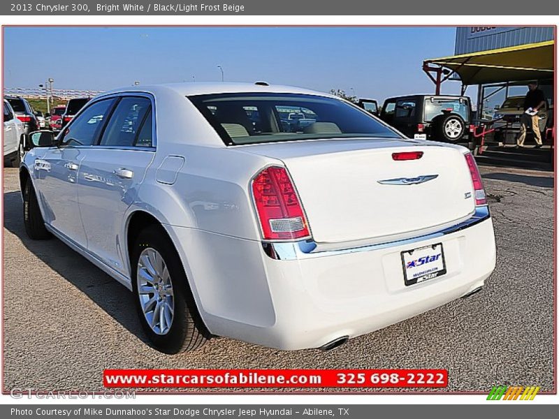 Bright White / Black/Light Frost Beige 2013 Chrysler 300