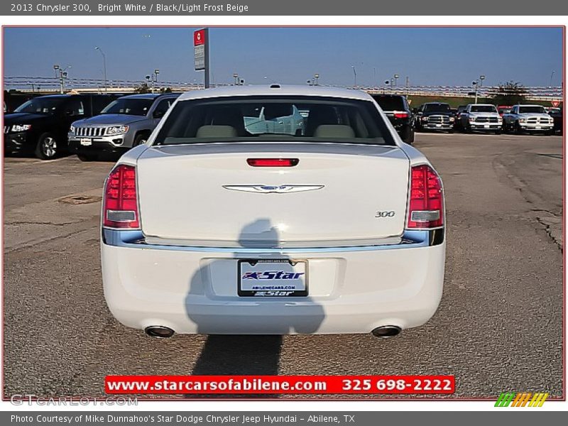 Bright White / Black/Light Frost Beige 2013 Chrysler 300