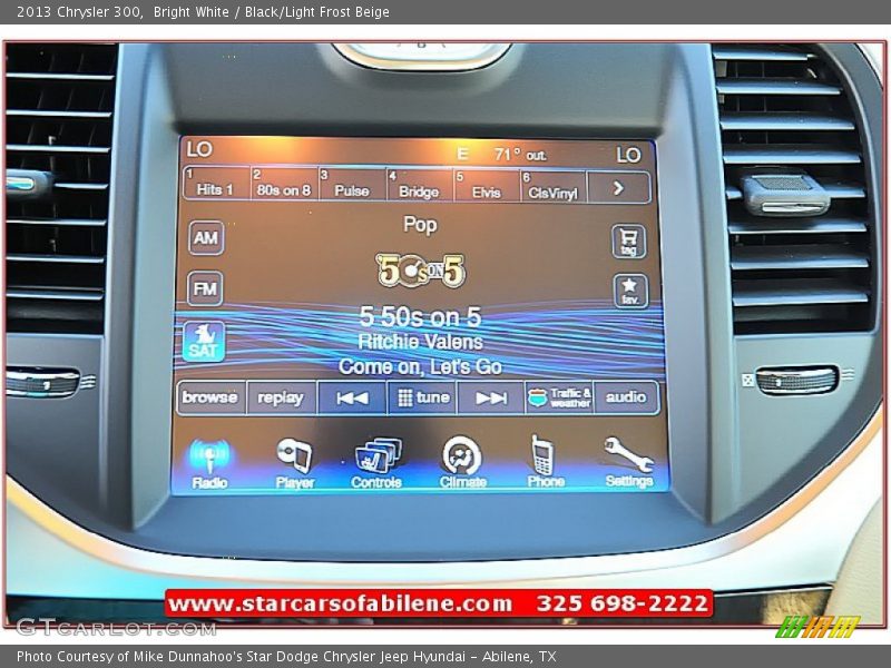 Bright White / Black/Light Frost Beige 2013 Chrysler 300