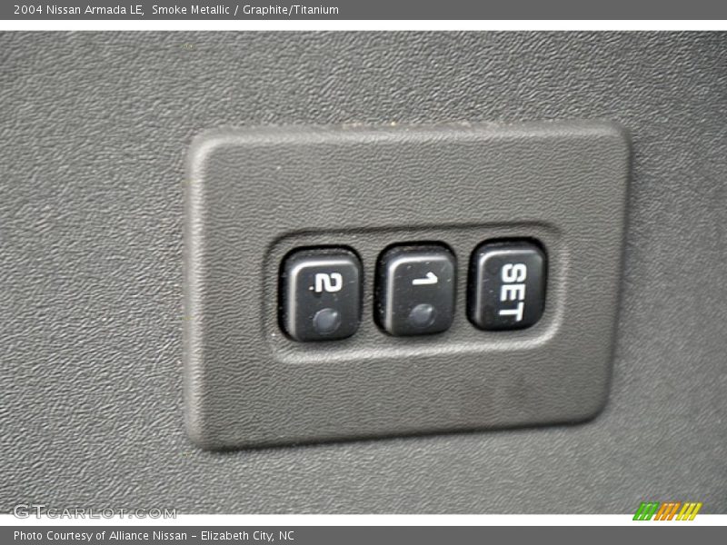 Smoke Metallic / Graphite/Titanium 2004 Nissan Armada LE