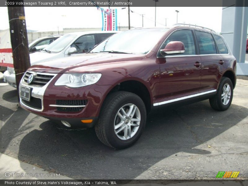 Cranberry Red Metallic / Anthracite 2009 Volkswagen Touareg 2 VR6