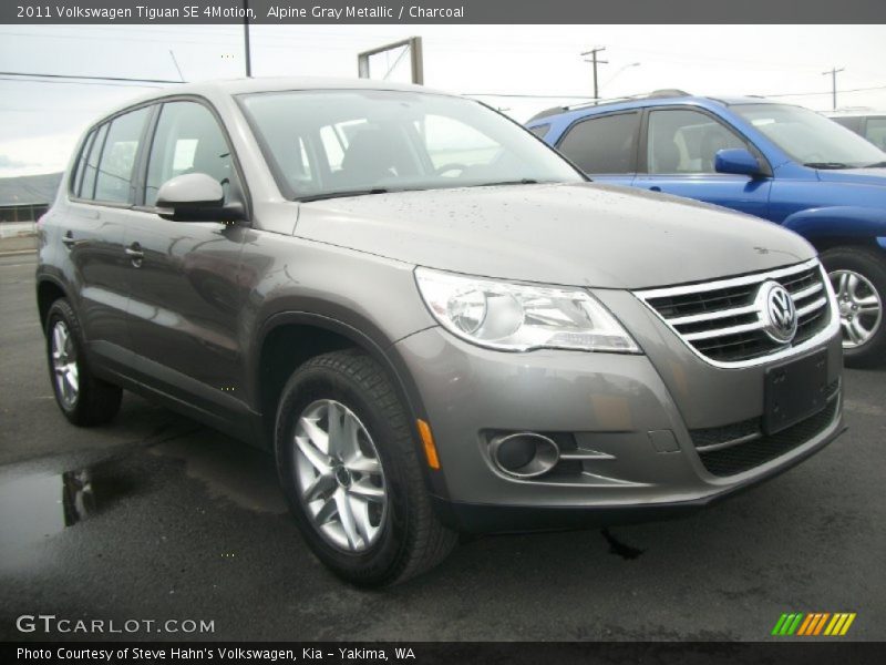 Alpine Gray Metallic / Charcoal 2011 Volkswagen Tiguan SE 4Motion