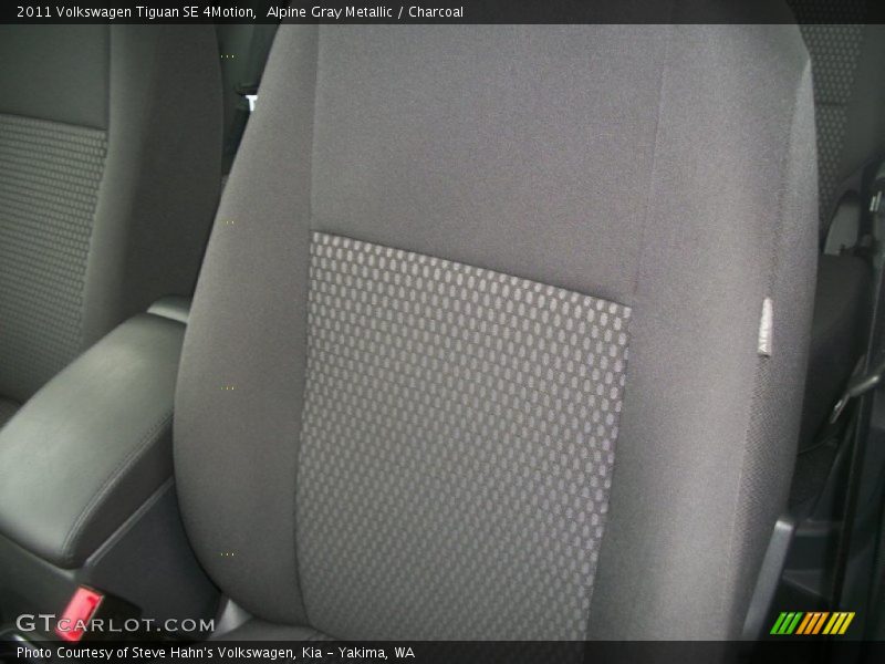 Alpine Gray Metallic / Charcoal 2011 Volkswagen Tiguan SE 4Motion