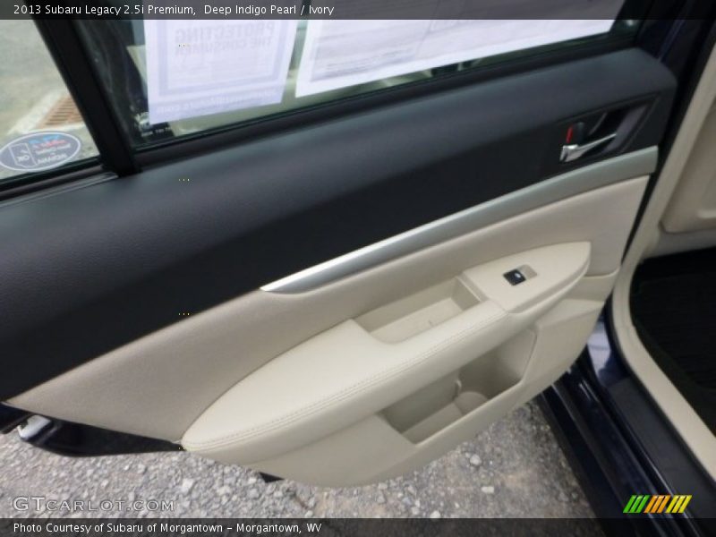 Deep Indigo Pearl / Ivory 2013 Subaru Legacy 2.5i Premium
