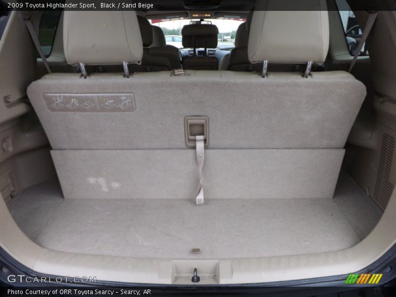  2009 Highlander Sport Trunk