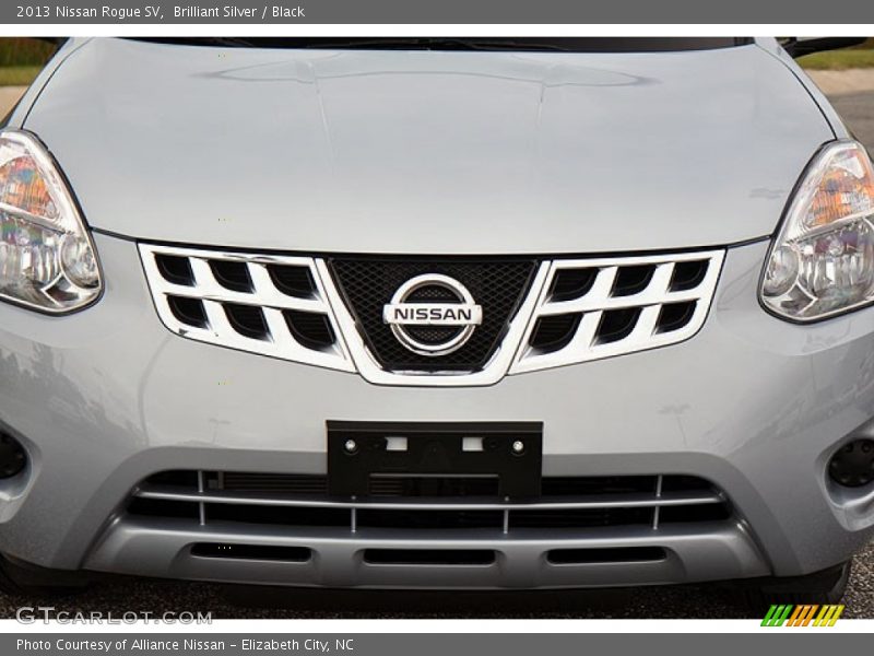 Brilliant Silver / Black 2013 Nissan Rogue SV