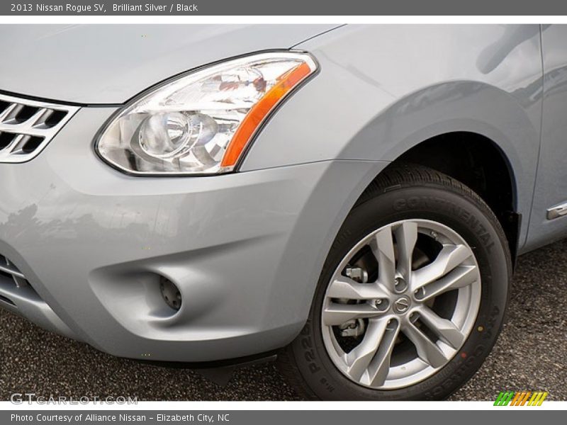 Brilliant Silver / Black 2013 Nissan Rogue SV