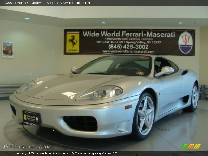 Argento (Silver Metallic) / Nero 2000 Ferrari 360 Modena