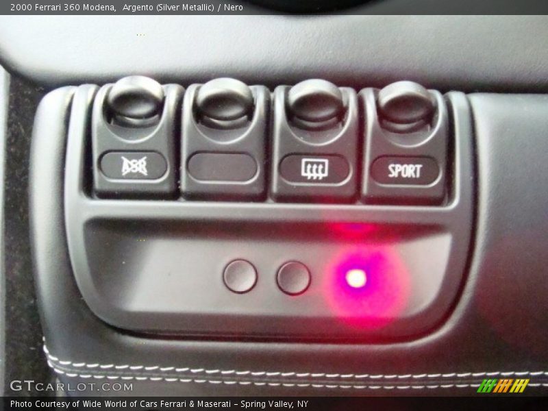 Controls of 2000 360 Modena