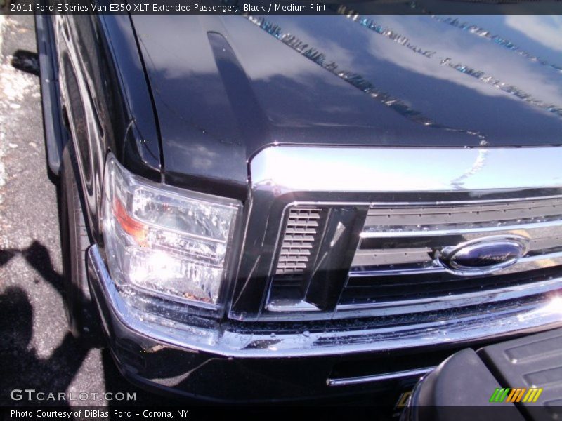 Black / Medium Flint 2011 Ford E Series Van E350 XLT Extended Passenger