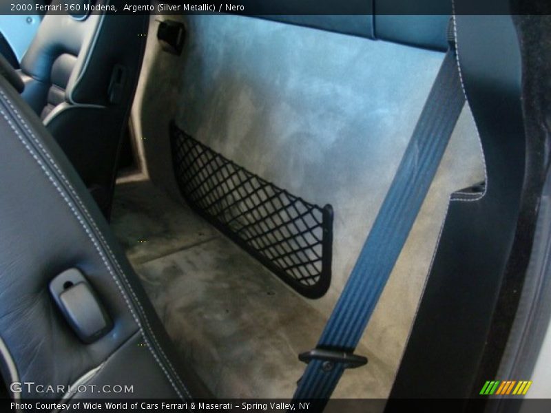 Argento (Silver Metallic) / Nero 2000 Ferrari 360 Modena