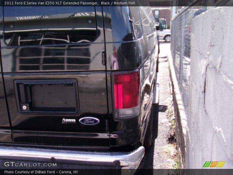 Black / Medium Flint 2011 Ford E Series Van E350 XLT Extended Passenger