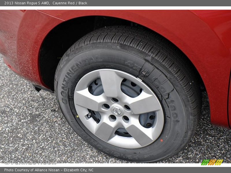  2013 Rogue S AWD Wheel