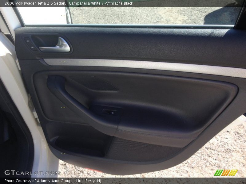 Campanella White / Anthracite Black 2006 Volkswagen Jetta 2.5 Sedan