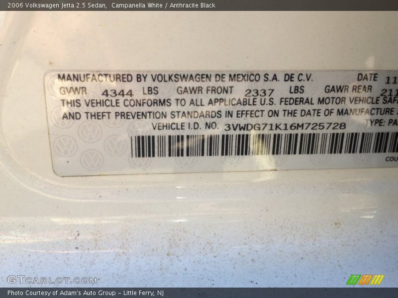 Campanella White / Anthracite Black 2006 Volkswagen Jetta 2.5 Sedan