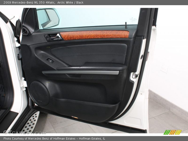 Arctic White / Black 2009 Mercedes-Benz ML 350 4Matic