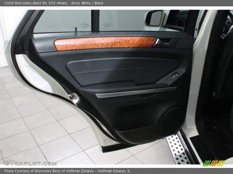 Arctic White / Black 2009 Mercedes-Benz ML 350 4Matic