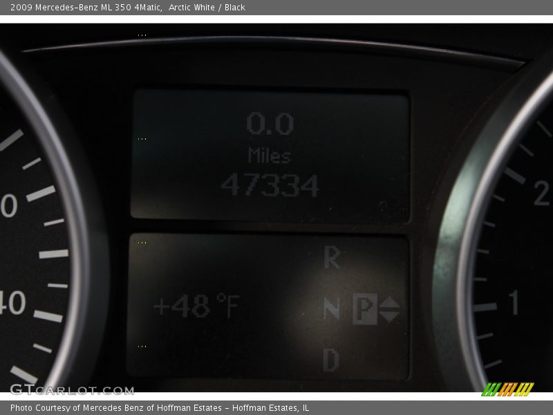 Arctic White / Black 2009 Mercedes-Benz ML 350 4Matic