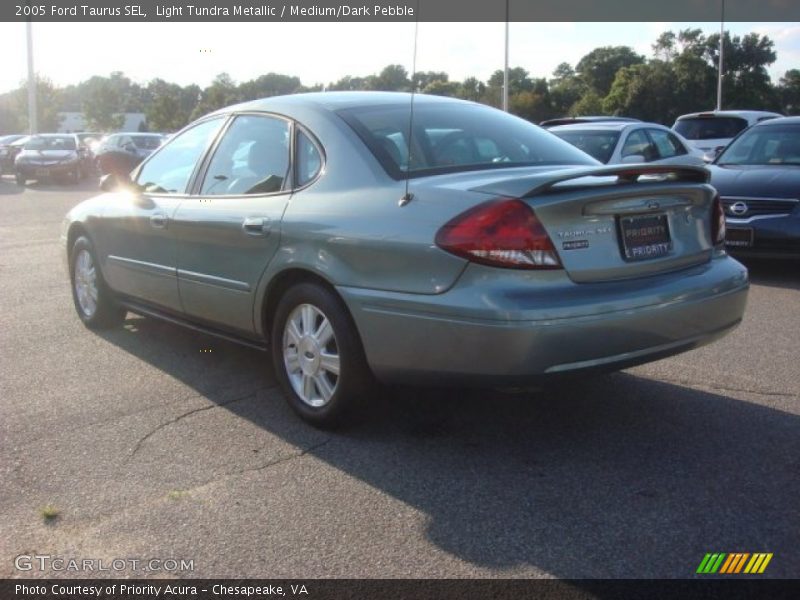 Light Tundra Metallic / Medium/Dark Pebble 2005 Ford Taurus SEL