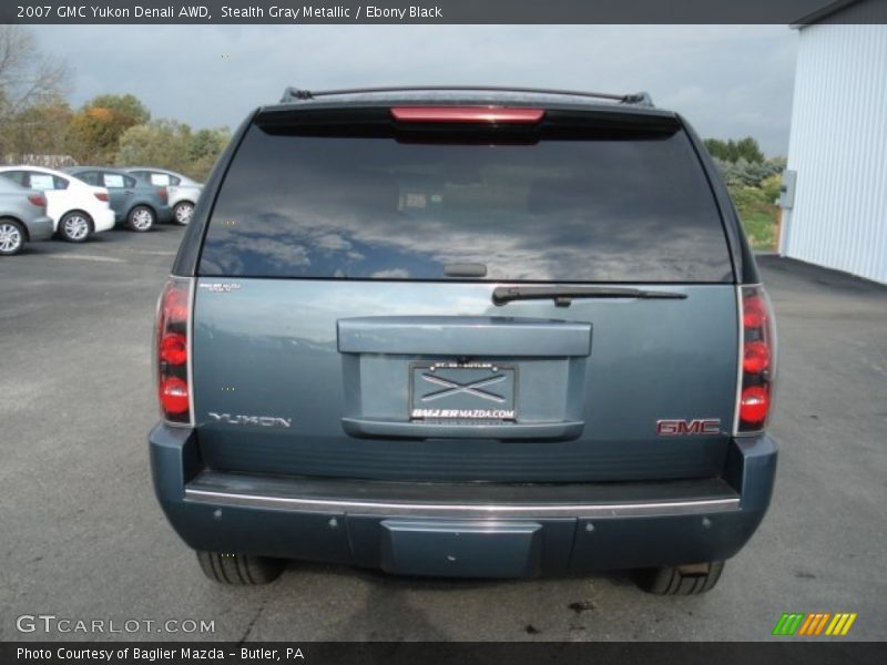 Stealth Gray Metallic / Ebony Black 2007 GMC Yukon Denali AWD